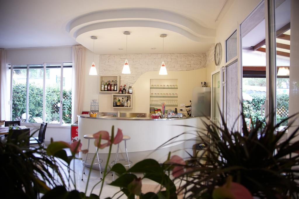 Hotel Orsa Maggiore Milano Marittima Exteriör bild
